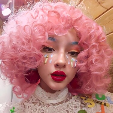 Xinran Pink Curly Afro Wig for Women，70&rsquo;s Kinky Big Curly Wig With Bangs Short Loose Curly Wigs，Natural Looking for Daily Cosplay 14 inch