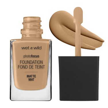 wet n wild Photo Focus Matte Liquid Foundation Desert Beige, Vegan &amp; Cruelty-Free