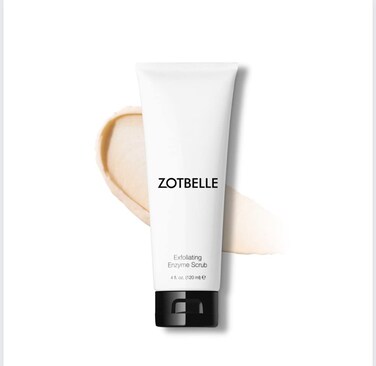 EXFOLIATING ENZYME SCRUB Perfect to Remove Residual Dead Skin Cells and Particles from the Face, Through Gentle Exfoliation with Jojoba Esters.