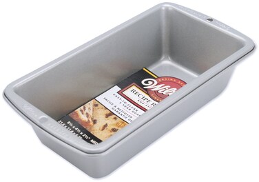 Wilton Recipe Right Medium Bread Loaf Baking Pan - 8 1/2" x 4 1/2