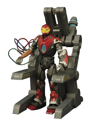 Diamond Select Toys Marvel Select: Ultimate Iron Man Action Figure