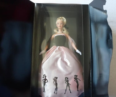 Mattel 2000 Timeless Silhouette Barbie