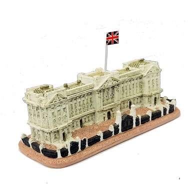 Elgate 18.5Cm Buckingham Palace Figure