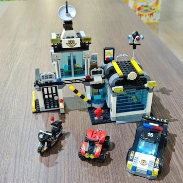 HOGOKIDS City Police Station Building Sets - Police Building Blocks Toys with Command Center Police Car Motorcycle Trailer Drone Chase STEM Playset Xmas Gift for Boys Girls 6 7 8 9 10 11 12+ (533PCS)