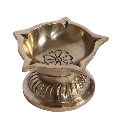 Ethnic Flower Carved 5 Oil Wicks Brass Diya, Brass Pooja Deepak, Brass Deepak for Pooja Mandir, Gift for Diwali, Housewarmings, Antique White, (Pack of 1)