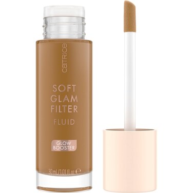 Catrice   Soft Glam Filter Fluid   Luminous Make Up Base &amp; Highlighter for Radiant Complexion   With Vitamin E &amp; Squalene   Vegan &amp; Cruelty Free (80   Tan - Deep)