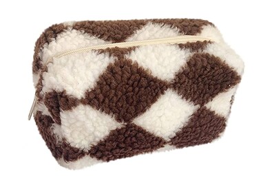 Checkered Makeup Bag, Checkered Plush Cosmetic Bag, Asthetic Plaid Handbags, Cute Zipper Large Travel Toiletry Bag, Soft Storage Pouch Pencil Case Fluffy Fuzzy Makeup Bag for Women Girls (Brown)