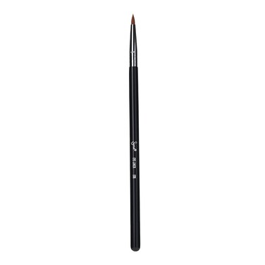 Sigma Beauty E05 Eye Liner Brush &ndash; Thin Eyeliner Brush with a Fine, Tapered Tip for Precise Application of Gel or Liquid Eyeliner Along Lash Lines, Skin-Safe Eyeliner Makeup Brush