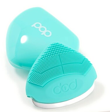 Pop Sonic Strawberry 3 in 1 Skin Exfoliating Cleanser Clean Massage Exfoliate - Turquoise