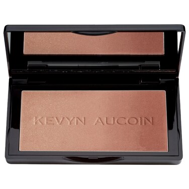 Kevyn Aucoin The Neo-Bronzer, 3 in 1 makeup palette &ndash; Highlighter, blush &amp; bronzer in one smooth gradient makeup compact. Shimmer &amp; matte in light, medium &amp; deep. Sun-kissed to bronzed.