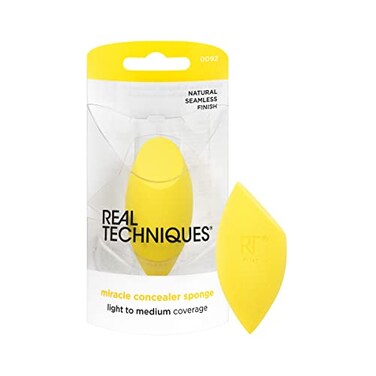 Real Techniques Miracle Concealer Sponge, Makeup Blending Sponge For Liquid &amp; Cream Concealer, Elongated Shape For Precise Application Under Eyes &amp; Tight Areas, Yellow, Latex-Free Foam, 1 Count