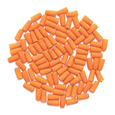 AUEAR, 100 Pack Eyelash Glue Bottle Plug Blocking Needle Glue Bottle Pins Plastic Bottle Sealer for Beauty Salon Eyelash Extensions Makeup Tools Orange