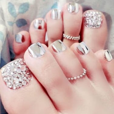 Press on Nails,Luxury Glitter Silver Fake toenails Acrylic Foot False Nails Rhinestone Design 24pcs