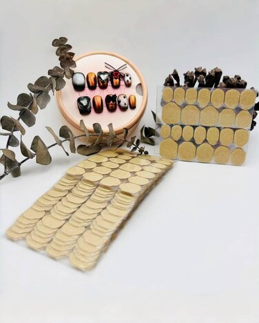600pcs (25 Sheets) Adhesive Tabs Waterproof Breathable Glue,Tabs Double-Sided Nail Jelly Sticker Super Sticky Fake,Nail Glue Stickers Transparent Flexible for Manicure., GDJ01