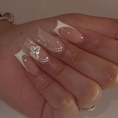 Medium Press on Nails Flower Fake Nails Tips Full Cover False Square French Nails for Women and Girls 24PCS