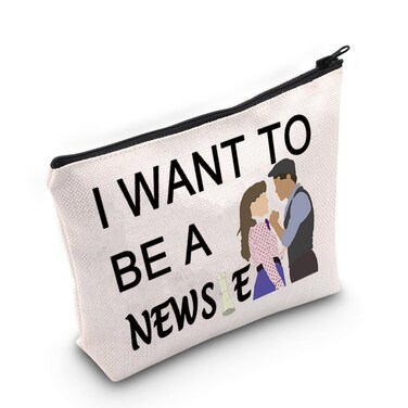 LEVLO Newsies Fans Cosmetic Make Up Bag Newsies Musical Theatre Inspired Gift I Want To Be A Newsie Newsies Makeup Zipper Pouch Bag For Friend Family (To Be A Newsie)