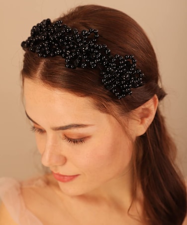 Xerling Floral Pearl Headband Tiara for Girls Bridal Hair Accessory for Wedding Black Crystal Crown for Party Headdress Hair Band Jewelry (Black)