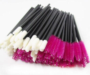 200pc Eyelash Brush Lip Brush, Disposable Mascara Wands Eyebrow Brush Eyelash Spoolies for Eyelash Extensions Makeup Tool, Disposable Makeup Applicator Kit-B