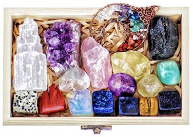 AtPerry's 16 Large Natural Healing Crystals Set in Wooden Box - Tumbled, Rough &amp; Raw Crystals, Including Selenite Tower, Black Tourmaline, Amethyst, Rose Quartz, Lapiz Lazuli, Citrine &amp; Tiger's Eye