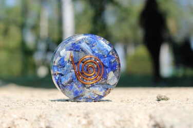 Jet Healing Crystal Oregon Positive Energy Generator Decor Encourage Innovative Thinking, Creativity, Intellectual Clarity, Gift (Lapis Lazuli)