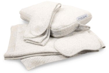 Jet&amp;Bo 100% Pure Cashmere Travel Set: Blanket, Eye Mask, Socks, Carry/Pillow Case Ivory