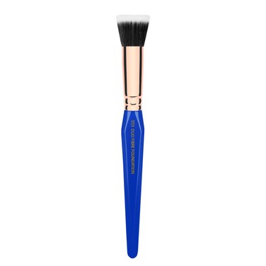 Bdellium Tools Professional Makeup Brush - Golden Triangle 953 Duo Fibre Foundation - With All Vegan and Soft Synthetic Fibers, For Precise Application of Foundation (Blue, 1pc)