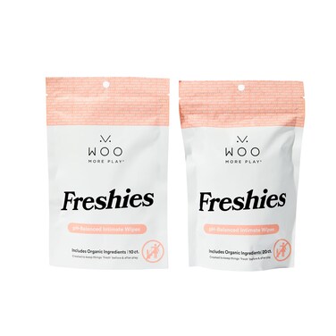 Woo More Play Freshies: All-Natural Feminine Intimacy Towelette Wipes with Coconut Water and Aloe Vera, Promotes Feminine Health &amp; Helps Alleviate Irritation - Vegan and Cruelty Free (30 Count)