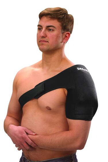 MUELLER Sports Medicine Reusable Cold/Hot Therapy Wrap, Ice Pack, Cold &amp; Hot Packs for Injuries and Pain Relief, Black, Large