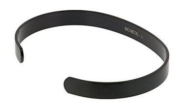 QRAY Gun Metal Lite Steel Golf Athletic Bracelet Men Women C-Shaped Health Wellness Bracelet