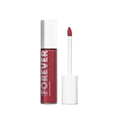 Covergirl Outlast Forever Velvet Pigment, 500 Brazen Raisin, Matte Lipstick, Vegan Formula, Easy to Use, Glides on Effortlessly, Long-Lasting, Perfect Color, 0.30oz