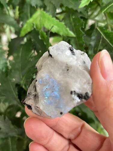 GAF TREASURES Large Raw Rainbow Moonstone, Natural Rainbow Moonstone, Rainbow Moonstone Rough, Rainbow Moonstone Rock (Rainbow Moonstone, 1 Piece)