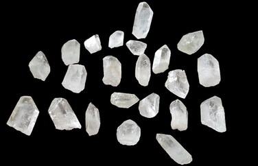 JIC Gem 1 Lb Natural Clear Quartz Crystals Points Bulk Stones and Crystals High Energy Raw White Quartz Crystals Healing Rough Stones Natural Quartz Cluster with Box