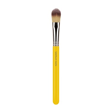 Bdellium Tools Professional Makeup Brush - Studio Series 947 Small Foundation - With Soft Synthetic Fibers, For Foundation Application (Yellow, 1pc)