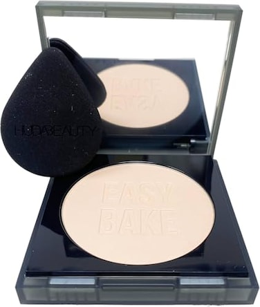 HUDABEAUTY HUDA BEAUTY Easy Bake and Snatch Pressed TalcFree Brightening and Setting Powder Cupcake