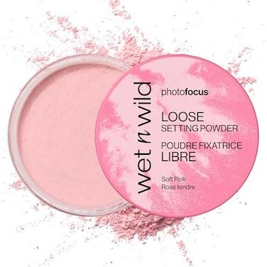 wet n wild Photo Focus Loose Setting Powder Lightweight Silky Formula Radiant Tint for a Luminous Glow Blurring OilControl Finish LongLasting Makeup Setting Powder CrueltyFree Soft Pink