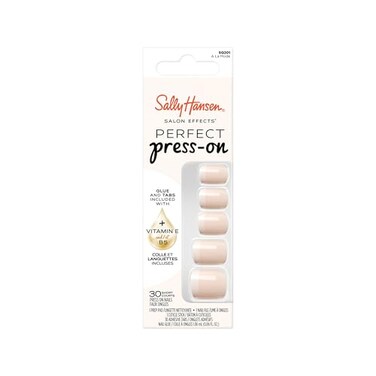 Sally Hansen Salon Effects Perfect PressOn Nails Square Shape Easy to Apply NonDamaging 30 Nails Nail Glue Adhesive Tabs File A La Mode