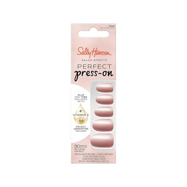 Sally Hansen Salon Effects Perfect PressOn Nails Oval Shape Easy to Apply NonDamaging 30 Nails Nail Glue Adhesive Tabs File Out of This Pearl