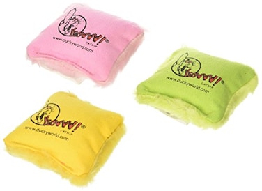Yeowww! Speciality Pack Containing 3 Yeowww 100 Organic Catnip Pillows Contains a Pink Yellow and Green Pillow