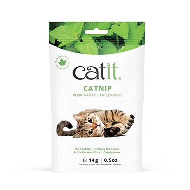 Catit Dried Catnip for Stimulating Indoor and Outdoor Cats 05 oz