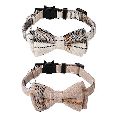 Faleela Breakaway Cat Collar with Bells 2 Pack Cat Collar with Bells Cat Collars with Bandana Accessories for Pet Collars Adjustable for Cats and Small Dogs BeigeBrown