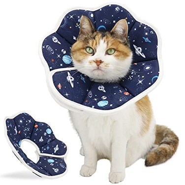 QIYADIN Soft Cat Cone Adjustable Recovery Collar After Surgery to Prevent Licking Wound Protective Cat Neck Cone Comfortable Pet Elizabethan Collar for Cats Kittens and Puppies M