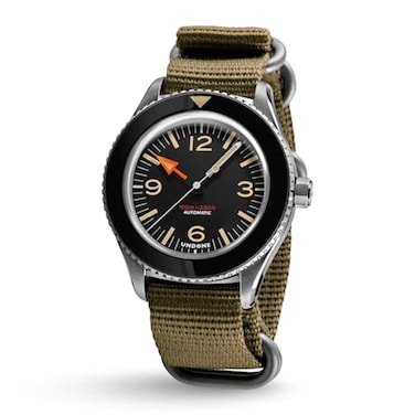 UNDONE Basecamp Classic Original 40mm 100M Water Resistance Automatic Wrist Watch Black Dial Green Nylon Strap