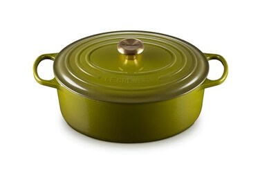 Le Creuset Enameled Cast Iron Signature Oval Dutch Oven 675qt Olive