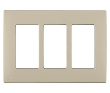 Leviton Renu ThreeGang Screwless SnapOn Wallplate REWP3NS Navajo Sand