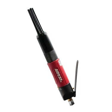 AIRCAT 6390 Compact Needle Scaler 4800 BPM 114 Stroke Paint Rust Remover Integrated Safety Features Ergonomic Quiet Tool