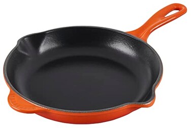 Le Creuset Enameled Cast Iron Classic Skillet 9 Flame
