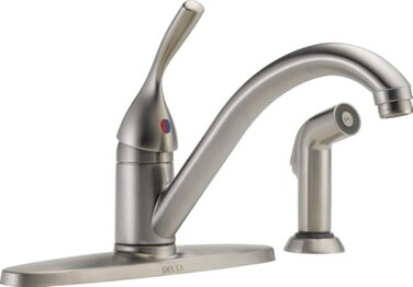 Delta Faucet Classic SingleHandle Kitchen Sink Faucet with Side Sprayer in Matching Finish Stainless 4SSDST