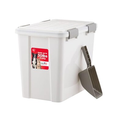 IRIS USA Stackable Dog Food Storage Container with 2 Cup Scoop 4 Secure Latches Fits up to 30 lbs Pet Dry Food Bin Gasket Seal Lid BPA Free Stackable Easy Measure White