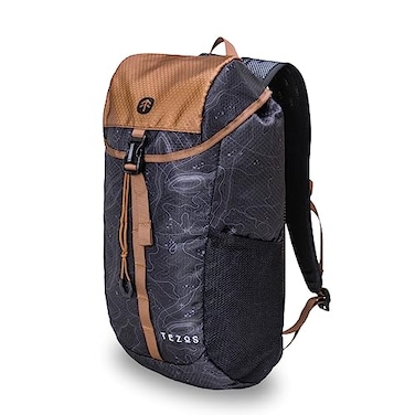 Tezos Juniper Daypack Lightweight Hiking Backpack and Hydration Pack for Camping Travel Biking and the Outdoors 16 Liter Black Topo