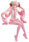 Furyu AMUSHP0477 Hatsune Miku Sakura Miku Wink ver Noodle Stopper Figure Black